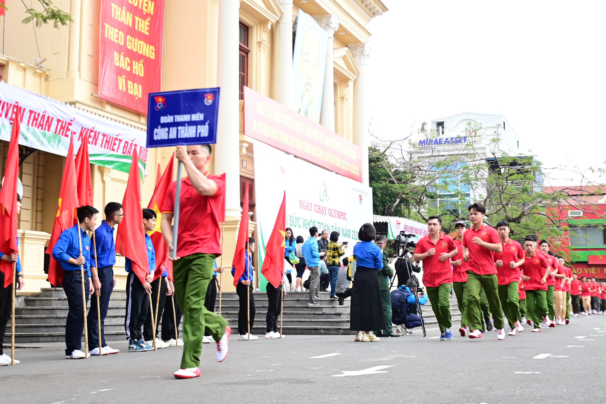 Đoàn thanh niên Công an thành phố: Tích cực hoạt động tình nguyện vì cộng đồng